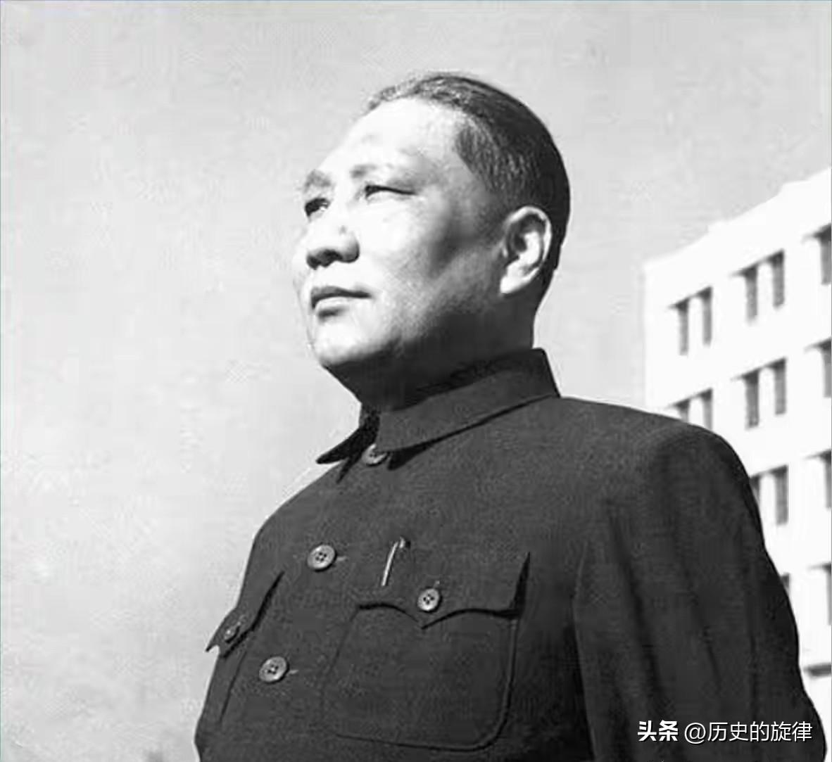 1955年许世友主政南京军区，全军赫赫有名，真正一把手却是此人，53岁抱病离休