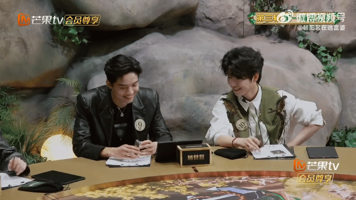 综艺界一下来了两个倒霉蛋森林进化论2025周峻纬黄誉博这回结盟也太惨了哈哈哈哈！