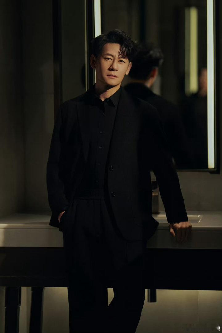 刘奕君李健用眼神递刀子刘奕君李健演绎西周版赵氏孤儿 李健演的召公把王世子交还的那