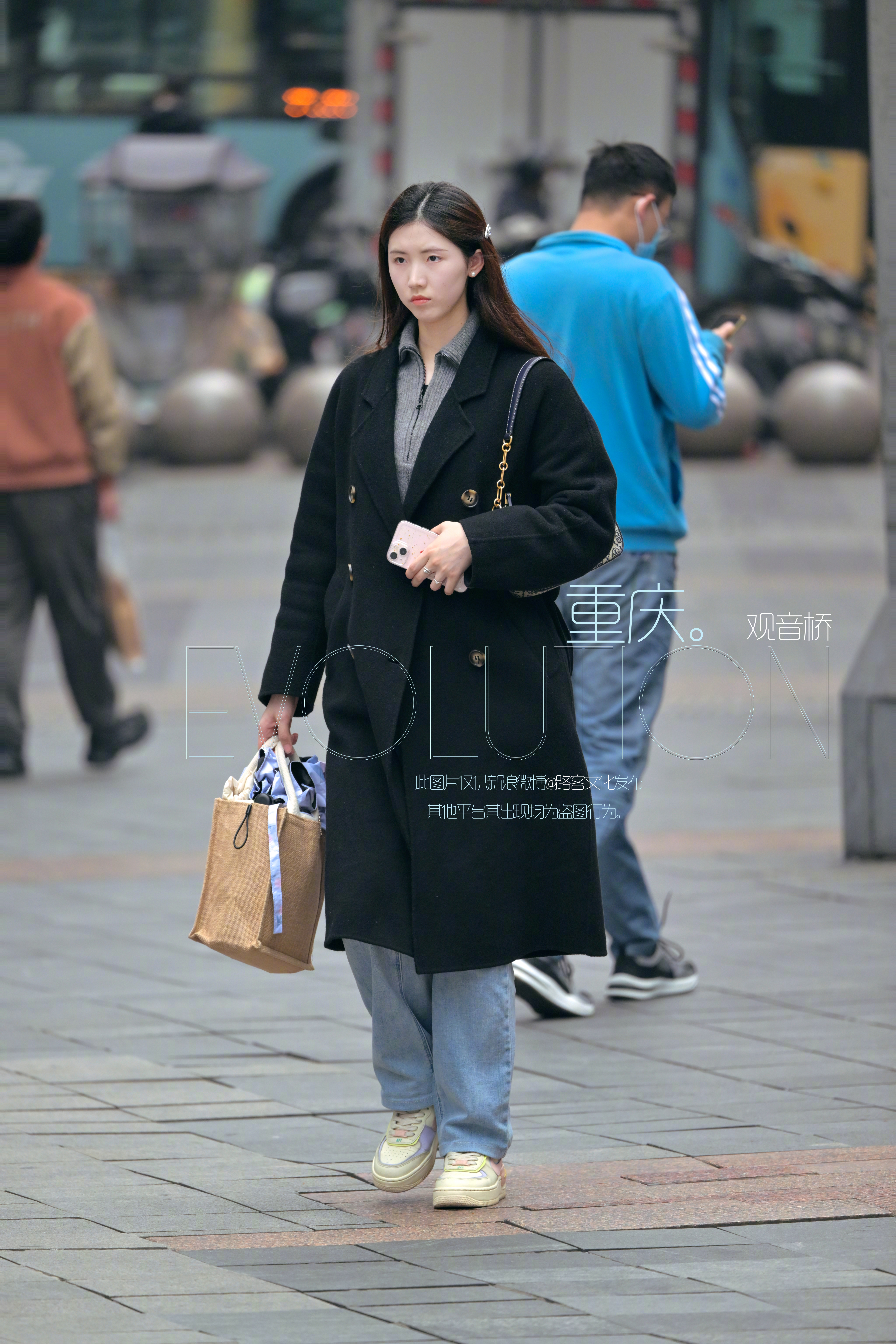 北方朋友在你们那边这样穿还扛得住吗？ ​​​
