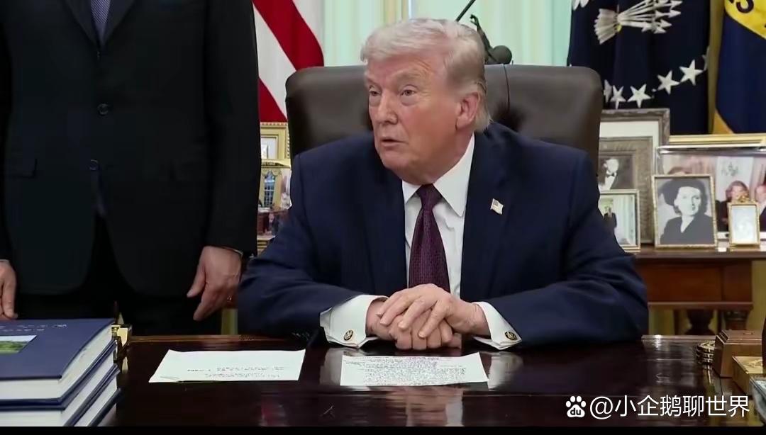 特朗普：美国“在一切领域都占据主导——在太空、在地球以及两者之间”

特朗普在阿