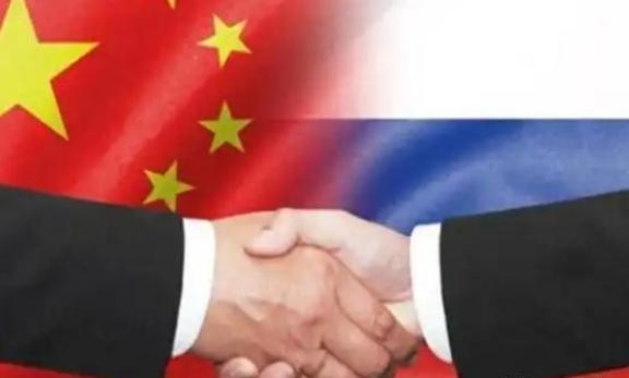 假如普京退任后，谁堪大任？还会和我国如今这样的关系吗？

俄罗斯这些年走过的路，