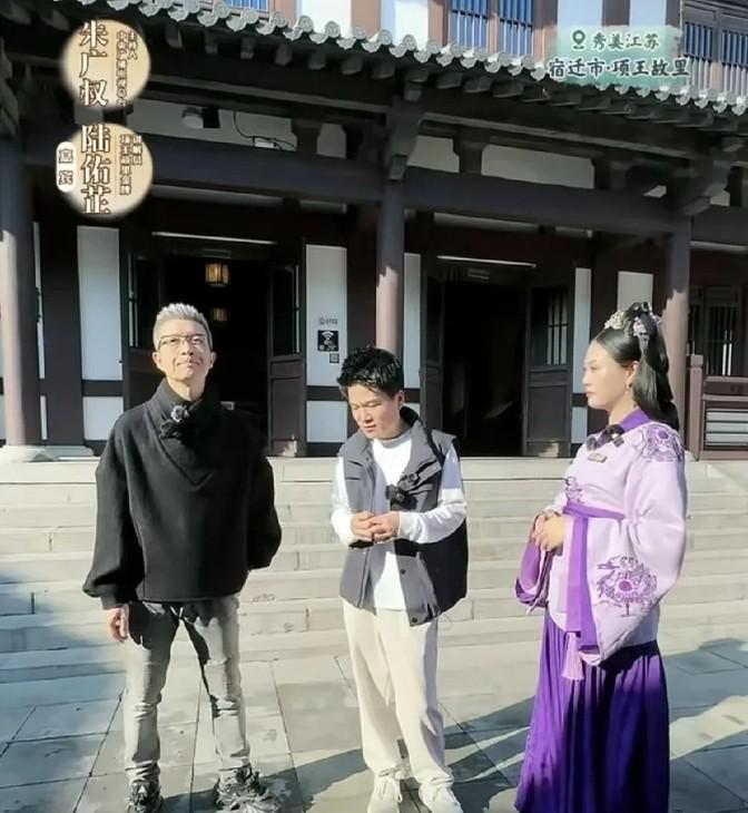 段子手PK谁更强？朱广权直接唱核心！🔥

你以为央视主持人就是念稿子？图样图森
