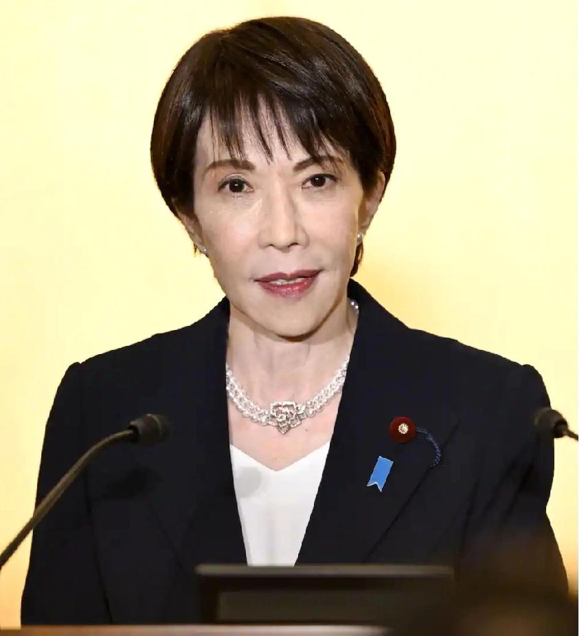 高市早苗担心伊朗局势恶化，反对任何势力介入和平示威活动。
她11日发表了关于伊朗