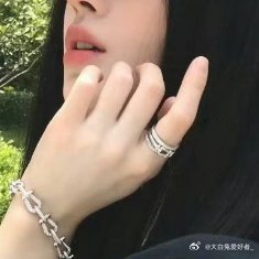 每日一善阳光信用 每日一善 天地虽大，但有一念向善，心存良知，虽凡夫俗子，皆可为