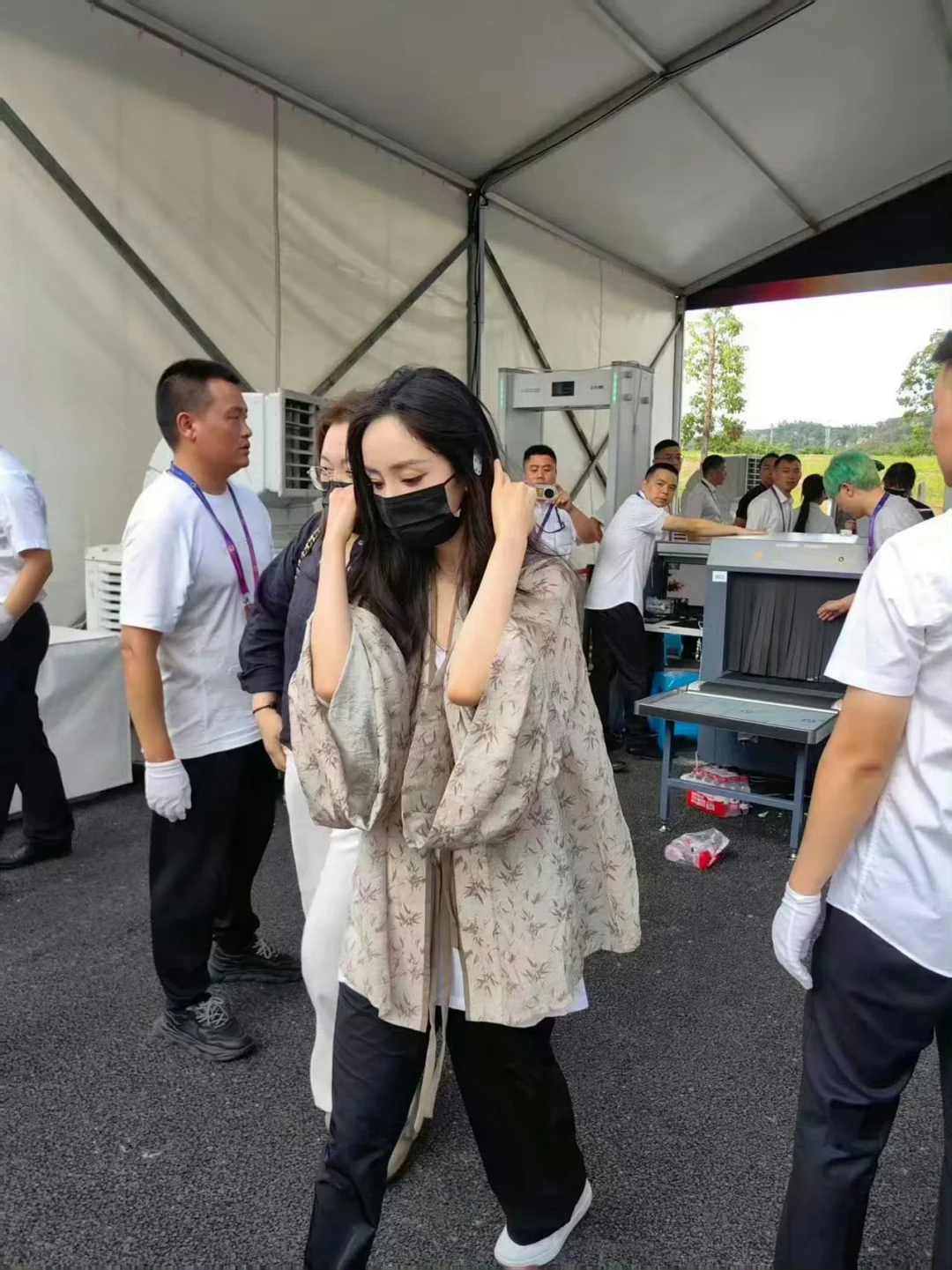 扑面而来的都是姐姐的香气