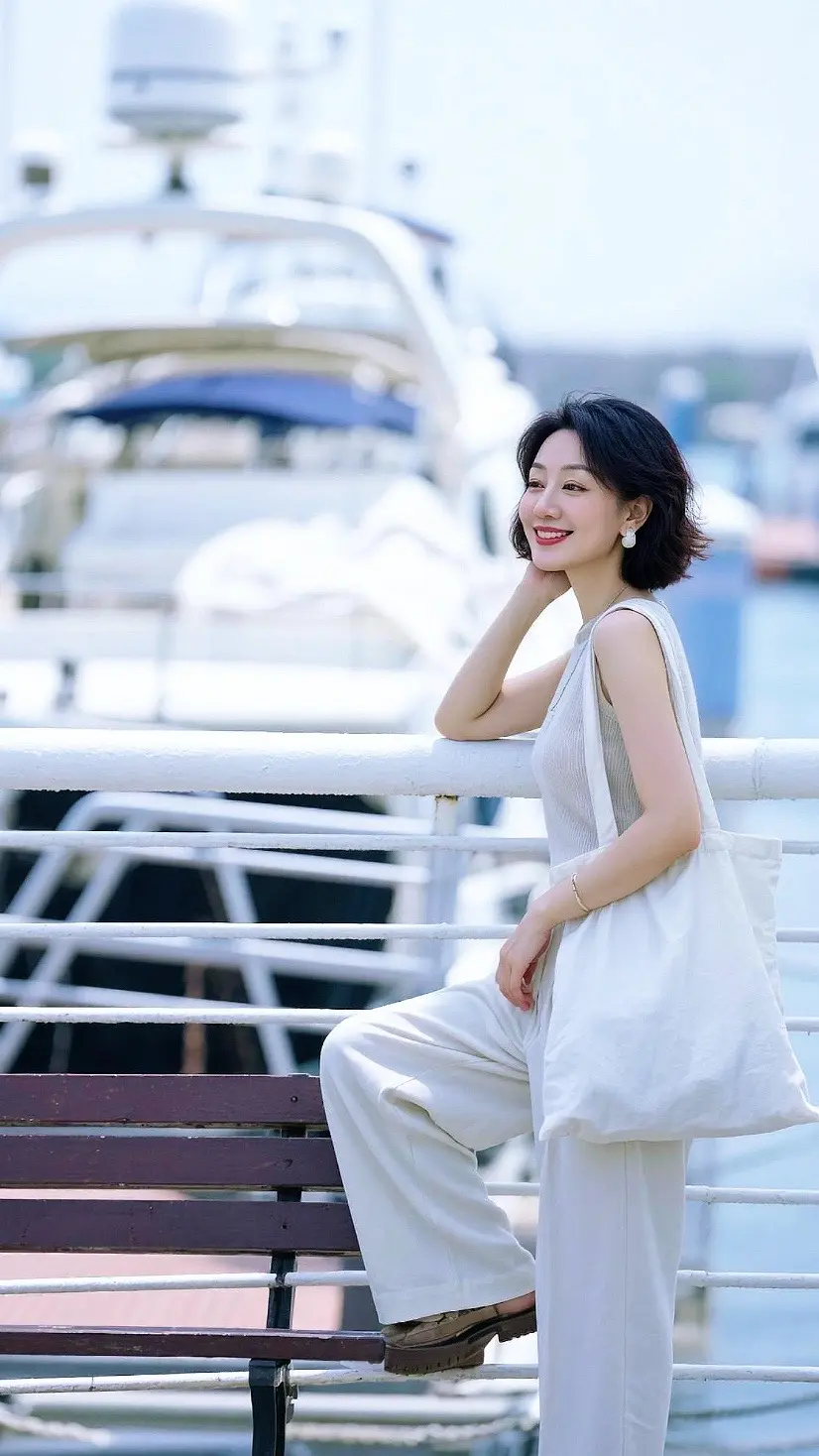 AI简约随拍 ai创作 玩法达人伙伴计划广告分成