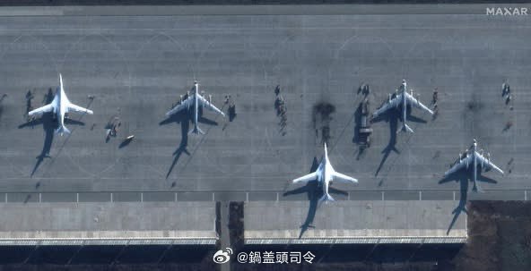 #乌方袭击俄机场画面曝光#分析称这些无人机是偷偷运到俄罗斯的，那遥控飞机的人呢？