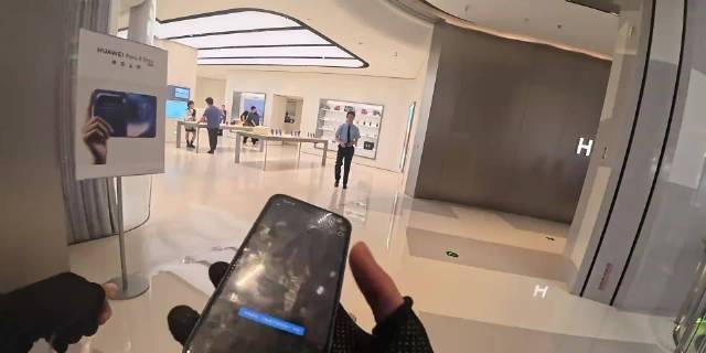 某地华为门店让不让外卖员进去的后续来了！！ ​​​