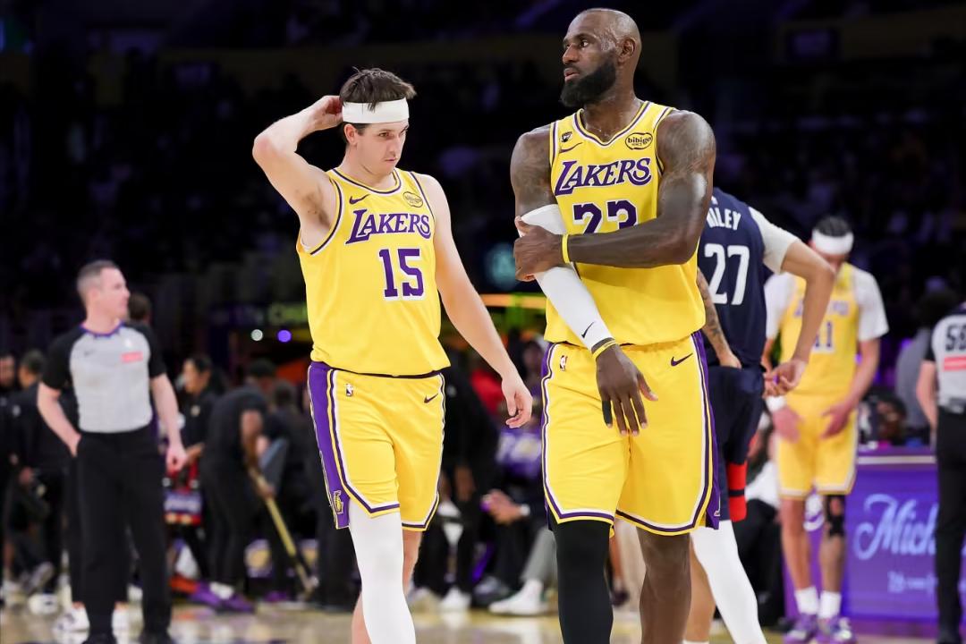 41岁的勒布朗·詹姆斯再次证明了自己为何是篮球界的传奇！在北京时间3月31日的比