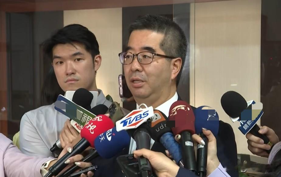 受金溥聪提拔并推荐给马英九  萧旭岑：对他不会客气

在听到马英九基金会将对自己