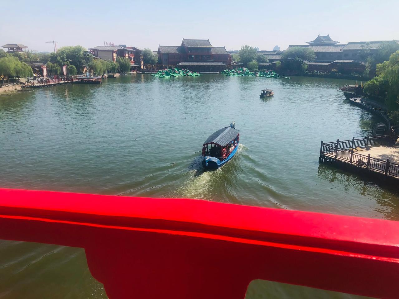 #秋日生活打卡季#开封清明上河园。