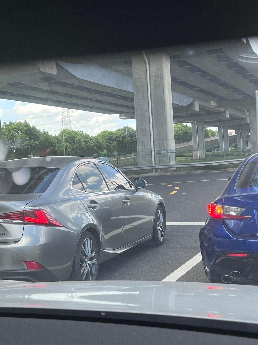 上海 lexus 真的不少的 ​​​