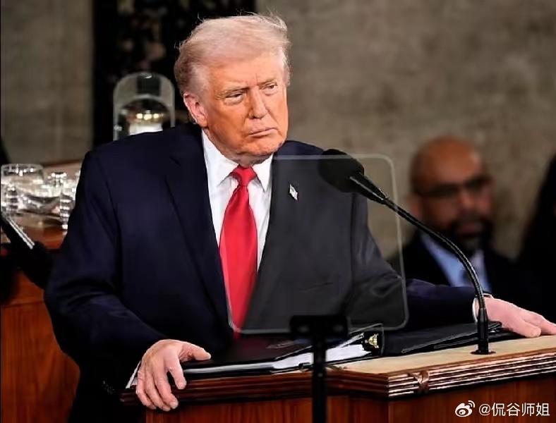 美国内部起矛盾了。特朗普同意和伊朗协议延长停火60天，协议提到伊朗愿意清除水雷，