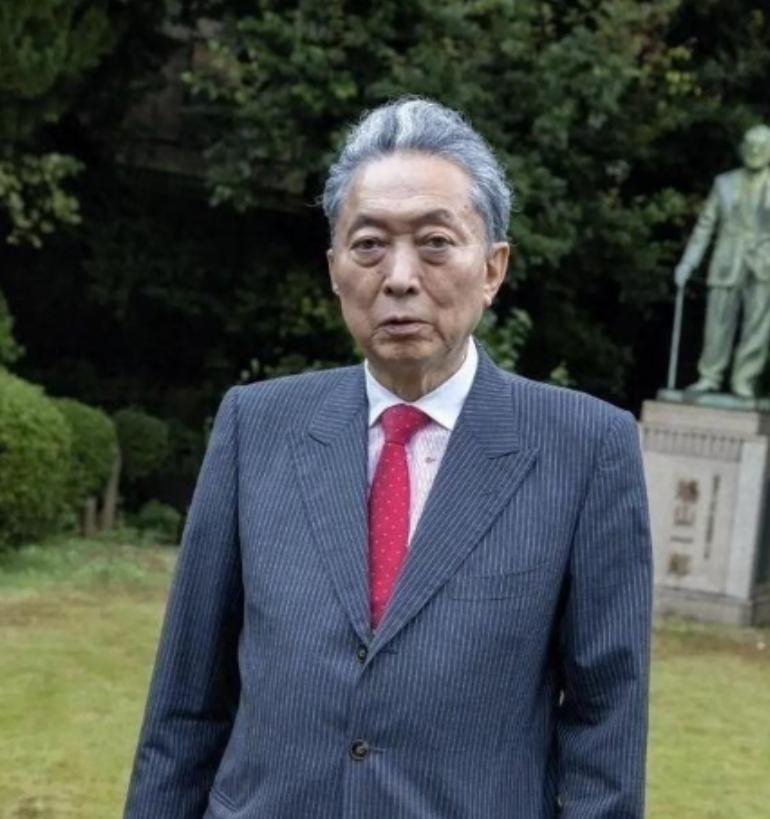 日本前首相曾提醒高市，当年中国免掉千亿赔款，是因给日本立了个死规定，这笔钱按当时