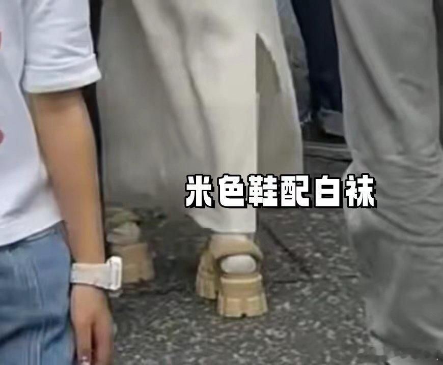 #乔欣新恋情#如果是真的，不管乔欣男友身份如何，都希望乔欣这次能收获甜甜的爱情，