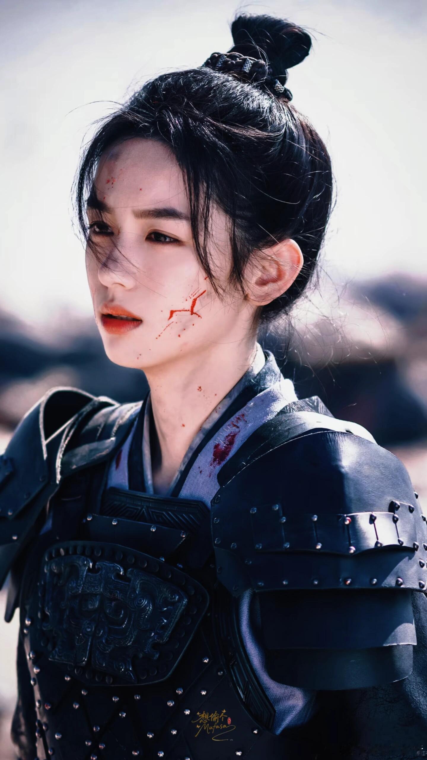 谁给周也宋祖儿递个本子 美女同框就是视觉盛宴，98双花气质互补，不用刻意制造冲突