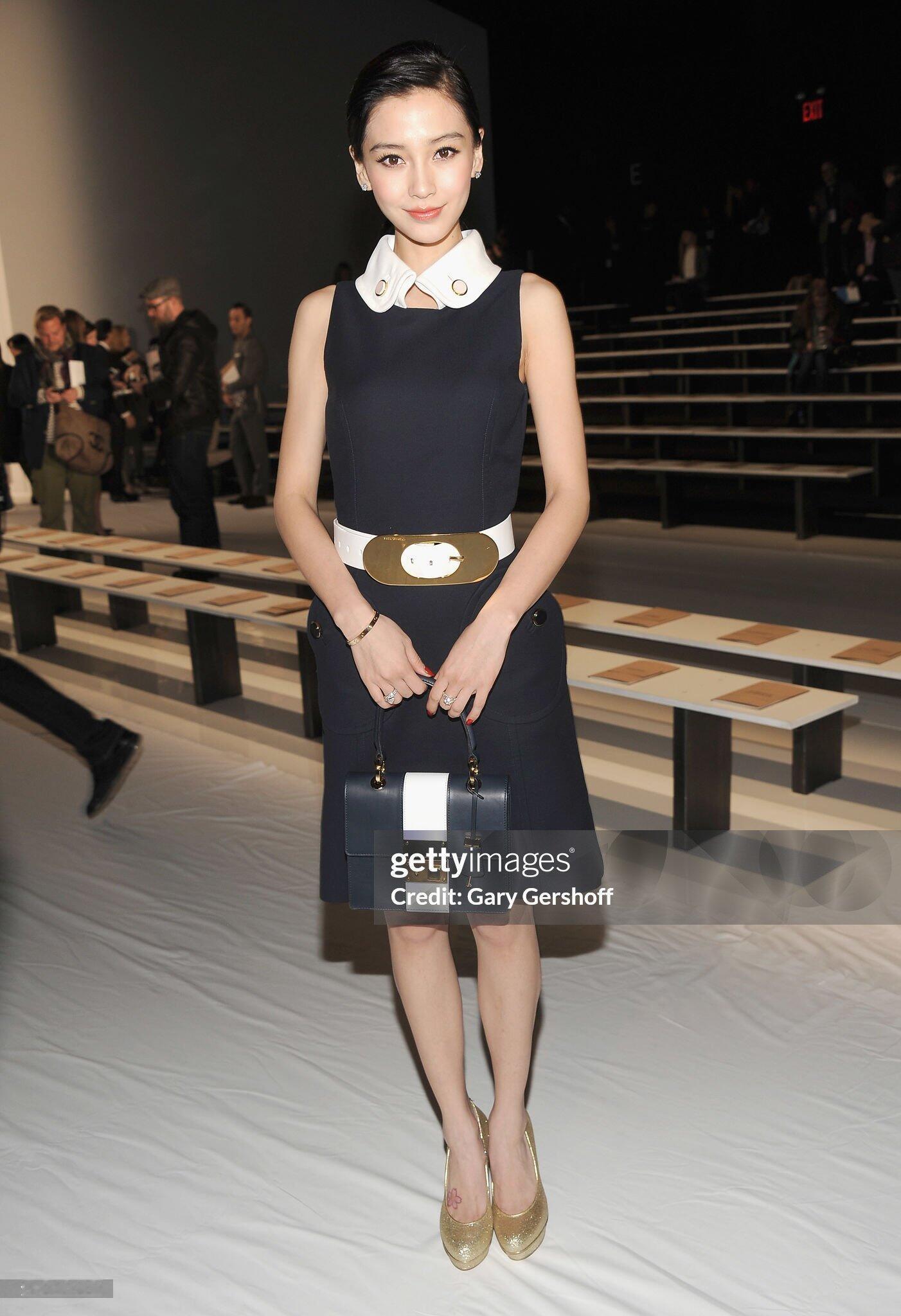 她还需要修什么图吗 往那一站就是整容机构的完美模版图…. 