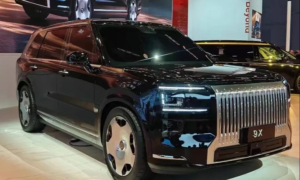 豪华“九字辈”对决：极氪9X与问界M9交付数据大比拼
 
50万级豪华新能源市场