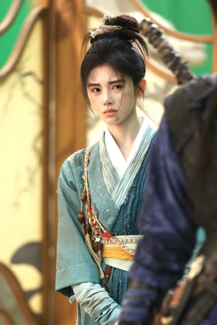 鞠婧祎千香剧中好惨姜黎非鞠婧祎灵气爆棚 千香姜黎非上线，鞠婧祎一身山野古装，俏皮