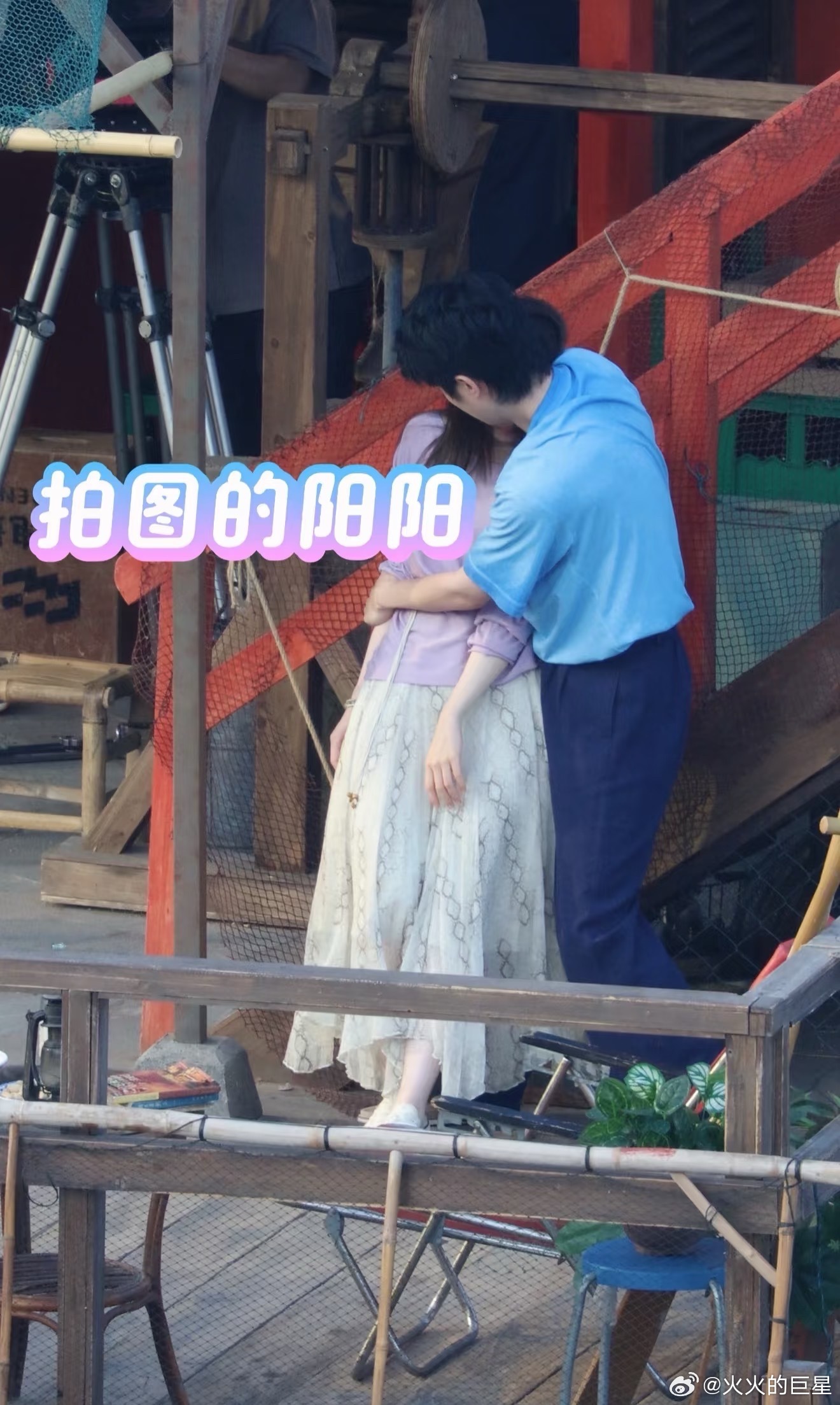 kswl！！李兰迪晕倒在刘昊然怀里路透刘昊然李兰迪海岛舒服日志入怀路透 ​​​