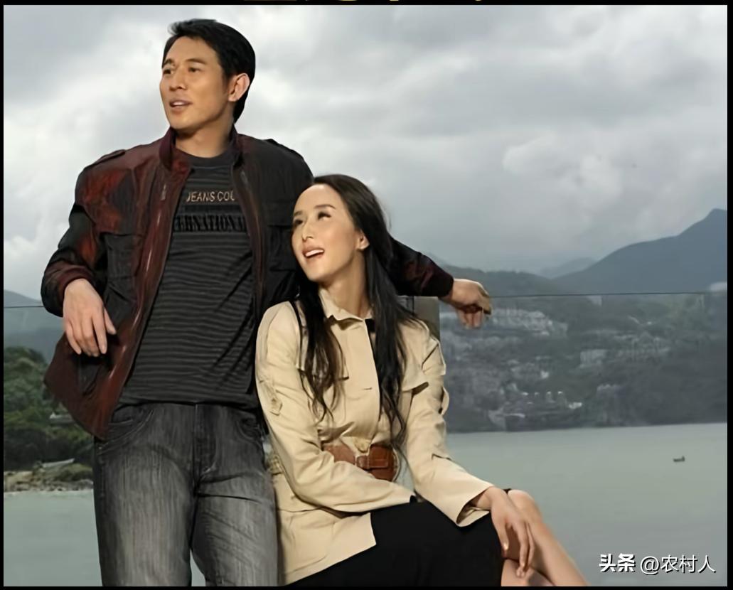 你们知道李连杰代言柒牌男装广告里面的女主是谁吗？