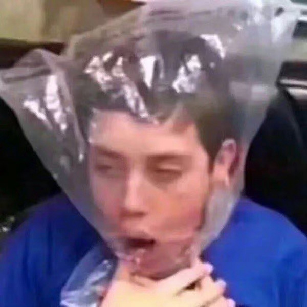 一看白男给的粉丝卖惨就yue ​​​