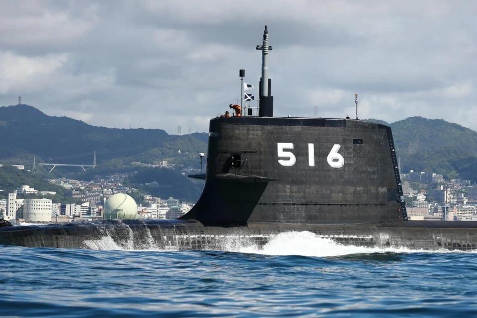 突发！日本第五艘大鲸级潜艇正式交付，水下力量迭代速度拉满

日本防卫装备厅发布照