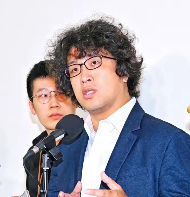 被我们正式通缉，纳入“台独”顽固分子名单之后，沈伯洋出来回应了！
 
这回应听着