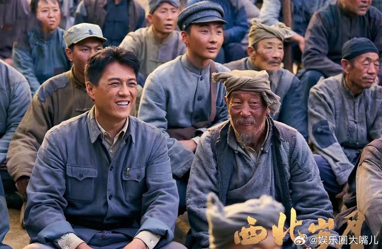 不得不承认，还是靳东的演技高。靳东凭借在《西北岁月》中的优异表现获得了本次白玉兰