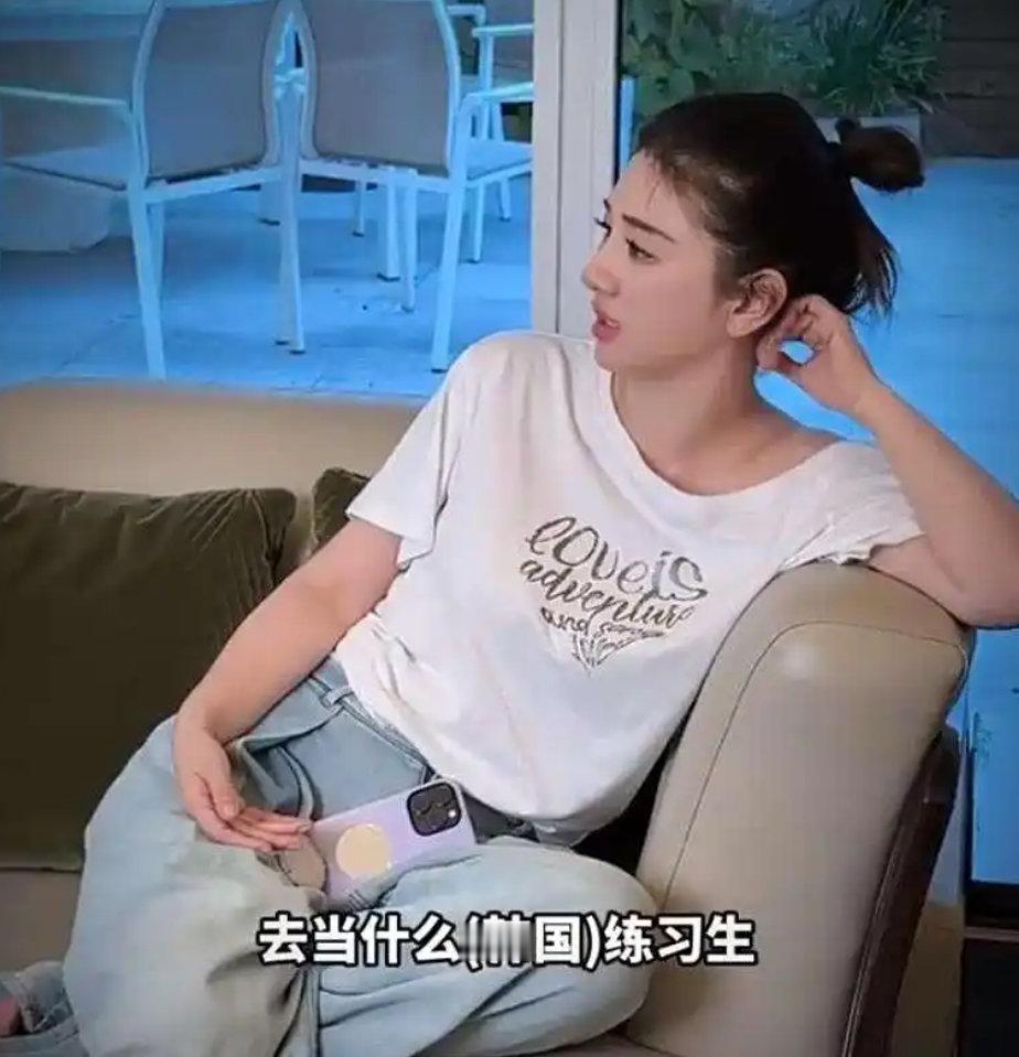 星二代扎堆进圈！黄奕没想到，才12岁的女儿也想退学做下个沈佳润，想去韩国当练习生