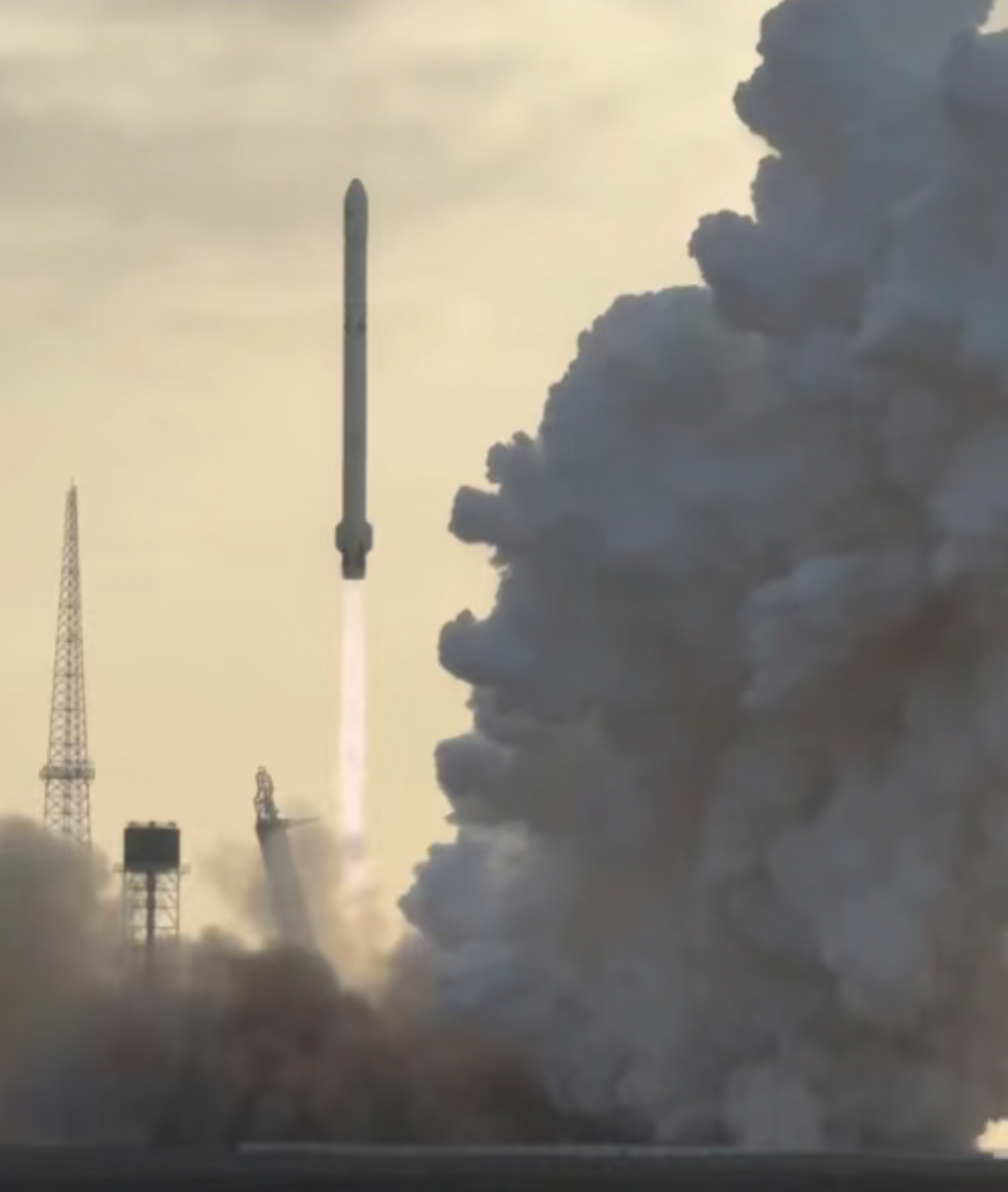 ｜ 2025年12月23日，长征十二号甲运载火箭在酒泉卫星发射中心执行首飞任务时