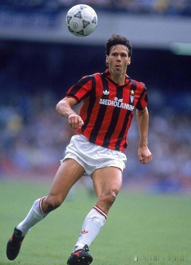 荷兰三剑客
在我的青葱岁月里，
有一直磨不去的记忆。