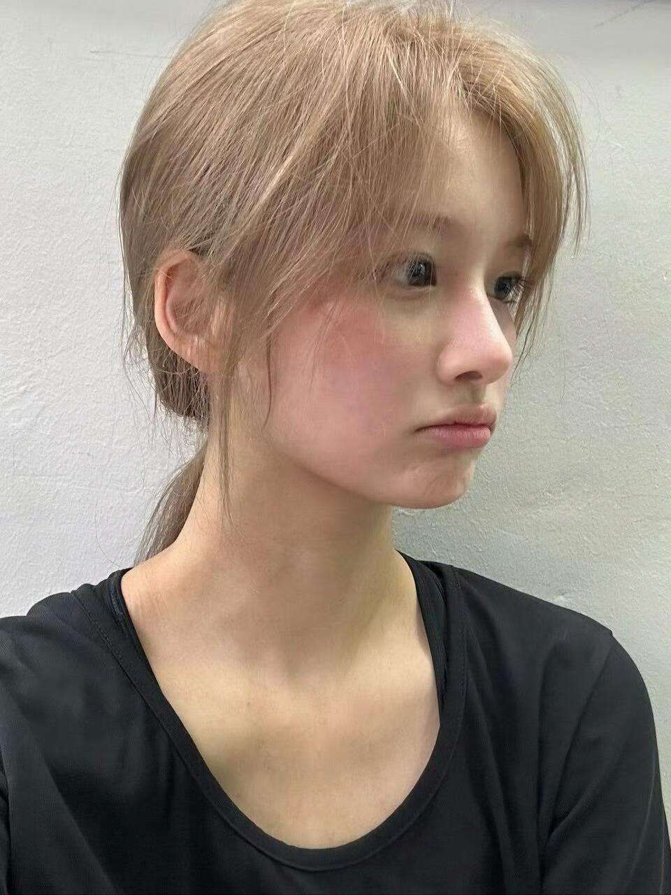 雪允运动后的素颜… ​​​