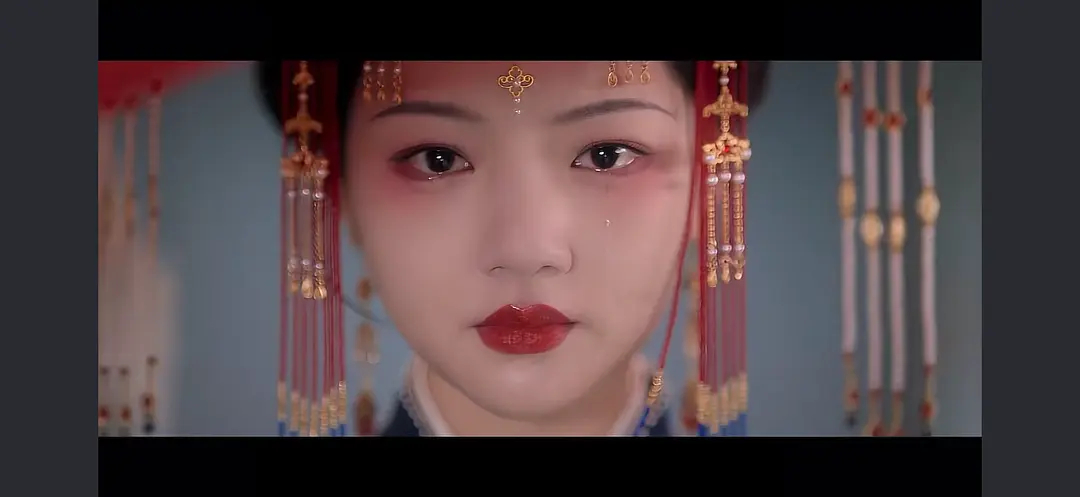 任敏这造型怎么有一种中式恐怖的感觉？ 