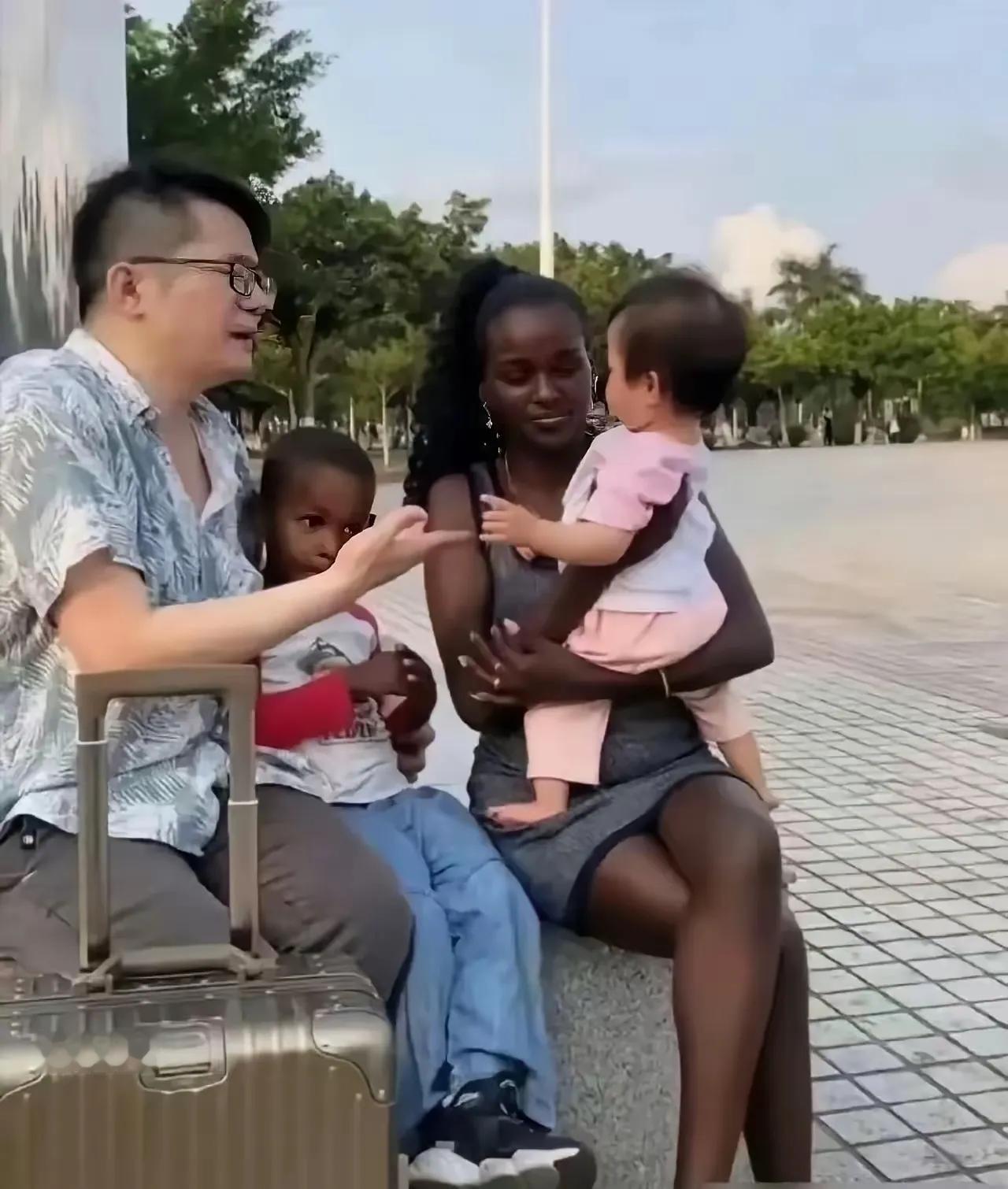 幸福就是儿女双全。