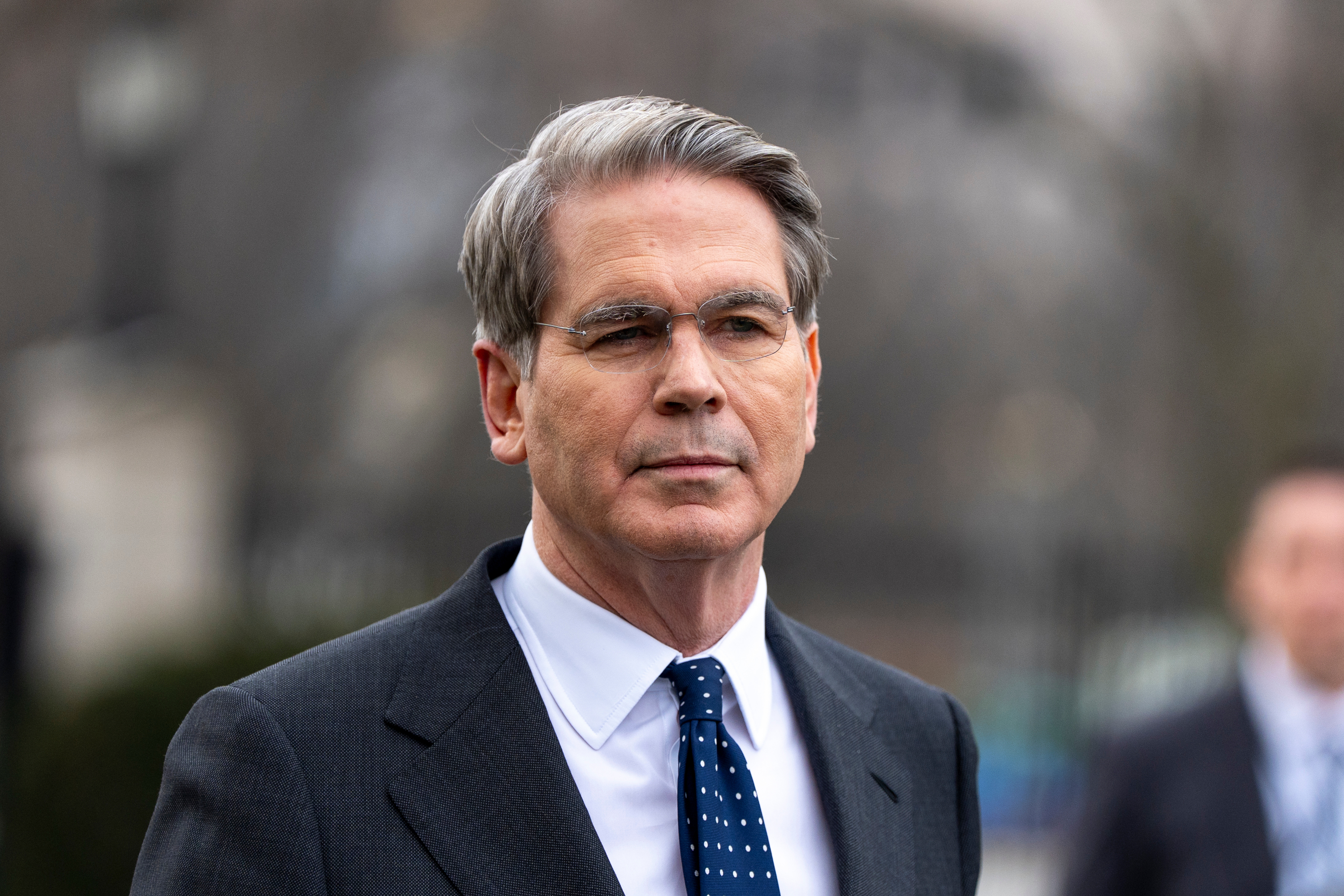 #美国财长暗示对伊朗作战不计成本#【美财长暗示对伊作战“不计成本”】据路透社3月