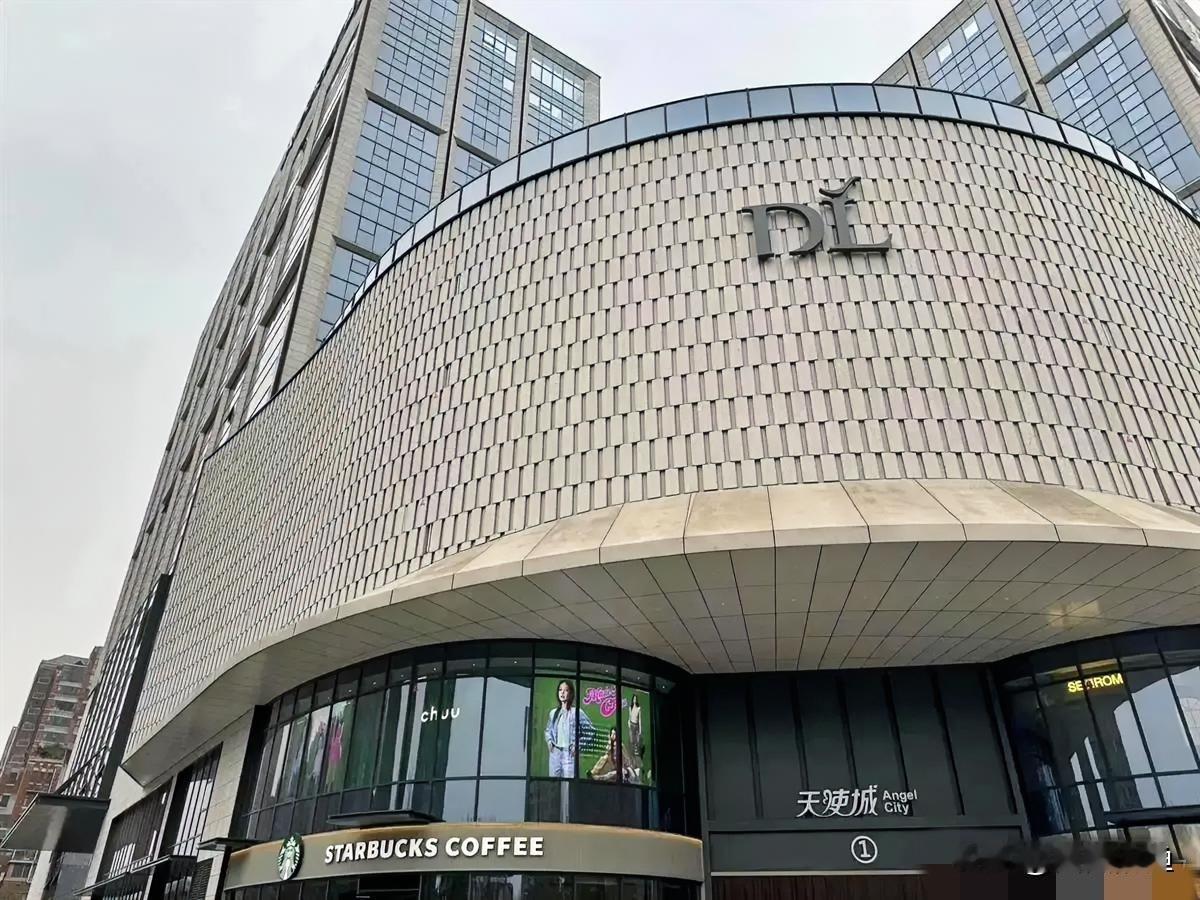 一天一个小目标，8天8.2亿元，胖东来公布“双节”假期成绩单！8天狂卖8.2亿，