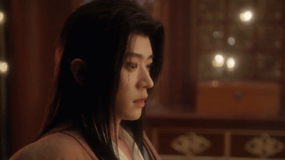 成何体统 双穿代打工人古代暴君双穿书互动笑料根本停不下来😜，夏侯澹吐槽奏折像写