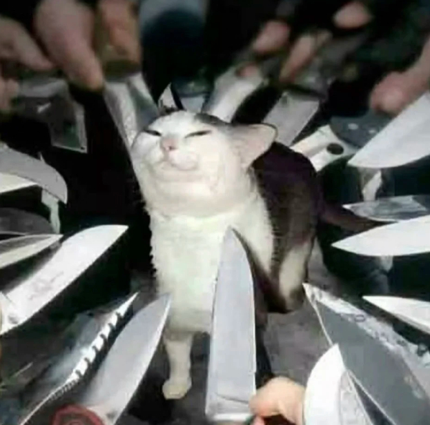 很诡异，不说店员怎么会知道两杯都是一个人喝，该喝喝呗，一个人喝八杯都没人管 