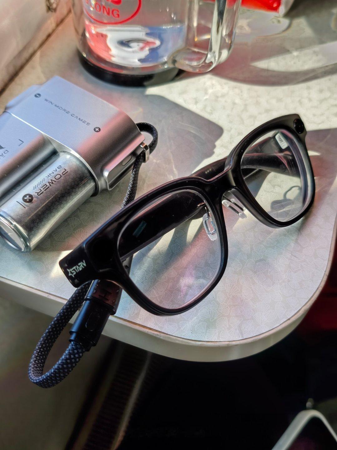 电量告警了导航+录像，掉电挺快 