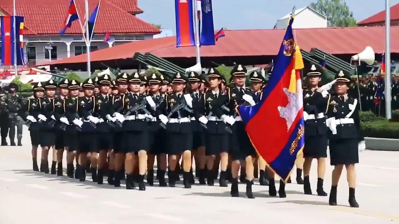 老挝参战，柬埔寨被泰国和老挝两面夹击，大决战或即将开始。
首先泰国和柬埔寨正打得
