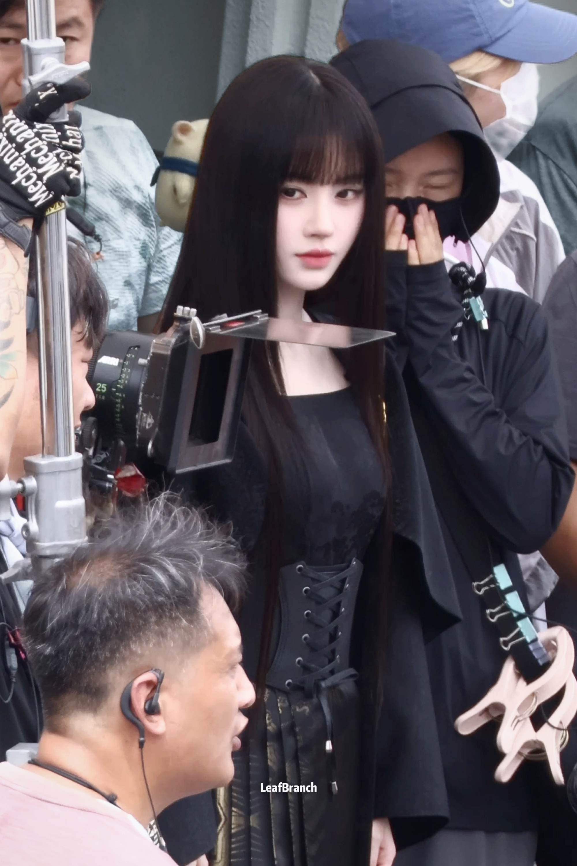 少女暴君鞠婧祎苏绿夏 贩卖魔药鞠婧祎黑长直恶女感