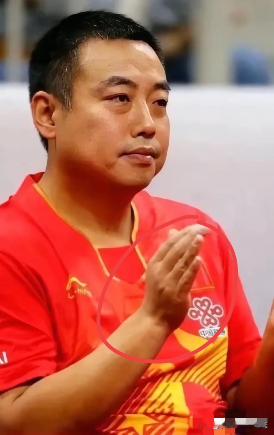 国乒最近有点小争议，但我必须说：挺刘国梁！哪能因为点小事就把人家的功劳全否了？这