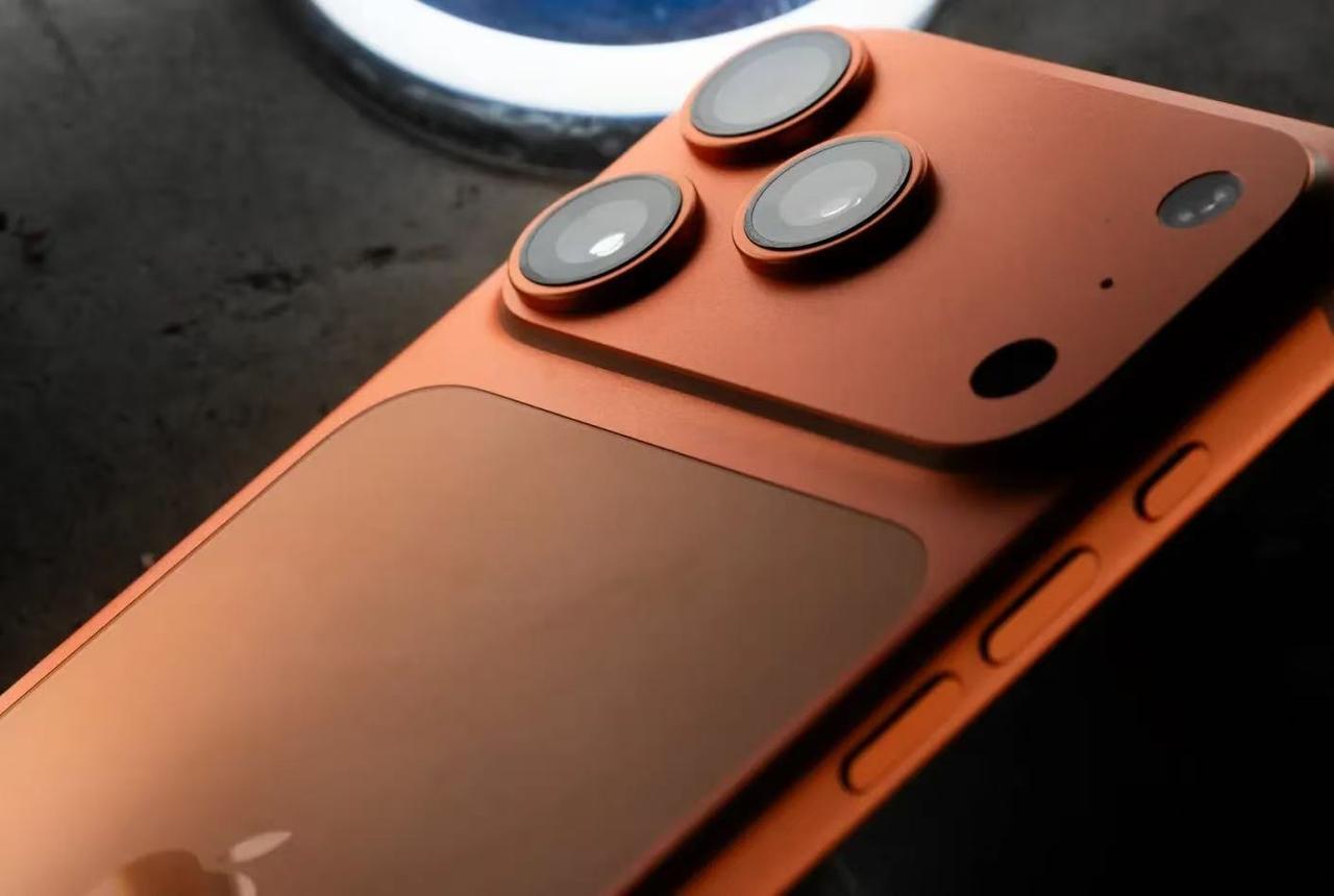 iPhone 17，配置增加，降价1000块钱能吃国补，5499起步

iPho