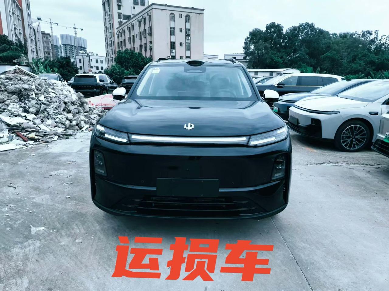 27款零跑c16纯电顶配
指导价171800后盖运损包修复
裸车15.58 落一