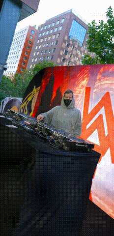 AlanWalker打碟现场也太燃了外地刷到这场北京专属线下live的电音粉全都