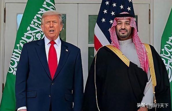 美联社报道，以沙特、阿联酋为首的美国波斯湾盟友，正向特朗普施压，敦促美方持续对伊