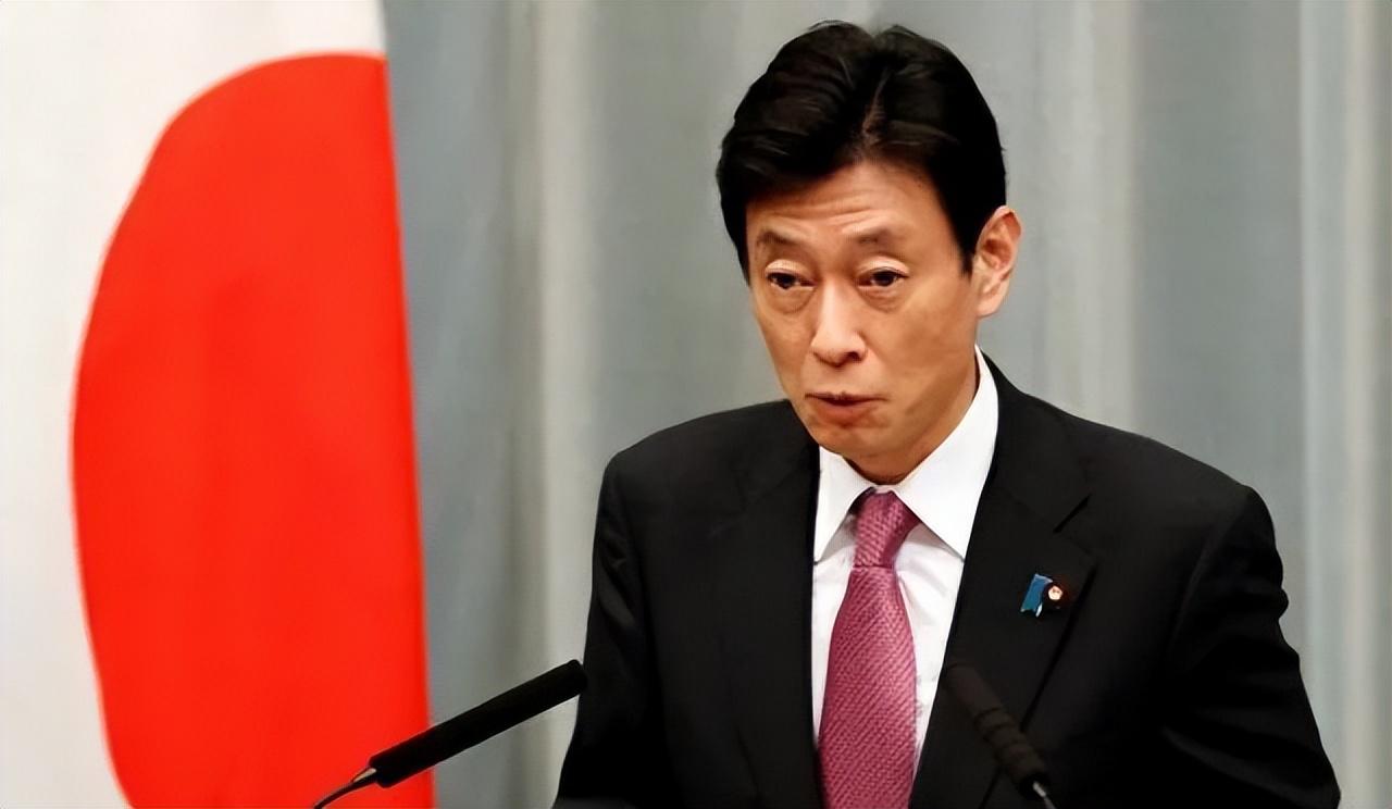 想缓和双边往来，日本高层主动到访试探，中方冷静态度令其落空。

当下区域交流环境