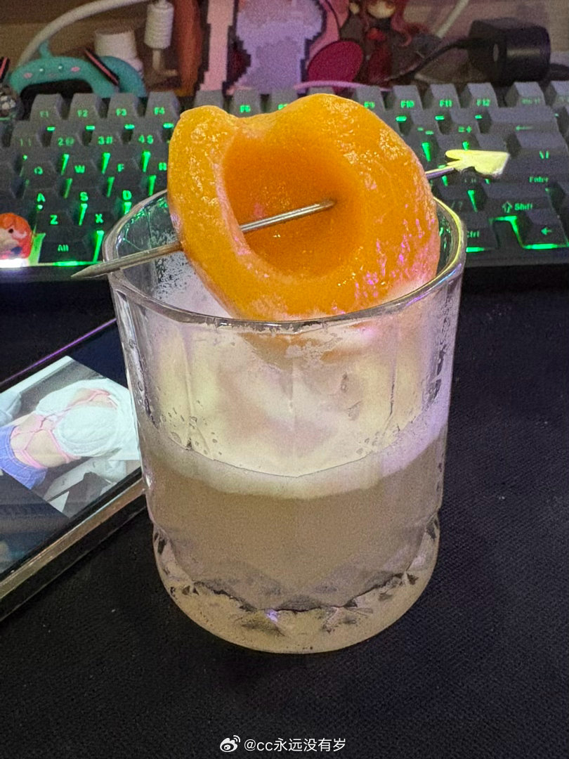 黄桃威士忌酸 古典好喝好喝好喝 